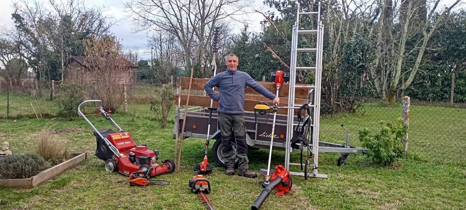 Chantier réalisé par Le Jardin de Yoann, paysagiste du réseau Factotum à Les Billaux